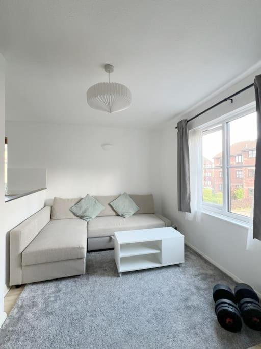 Colliers Wood 1 Bed South London Short Stay Mitcham Exterior foto